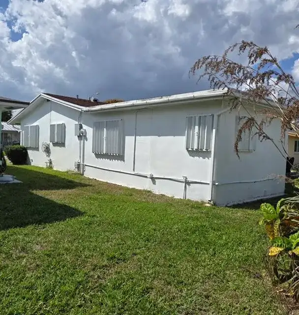 4504 NW 43rd Terrace, Tamarac FL 33319 photo 4