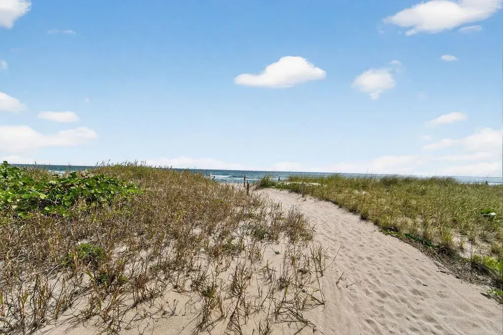 3200 NE 7th Court Unit 201a, Pompano Beach FL 33062