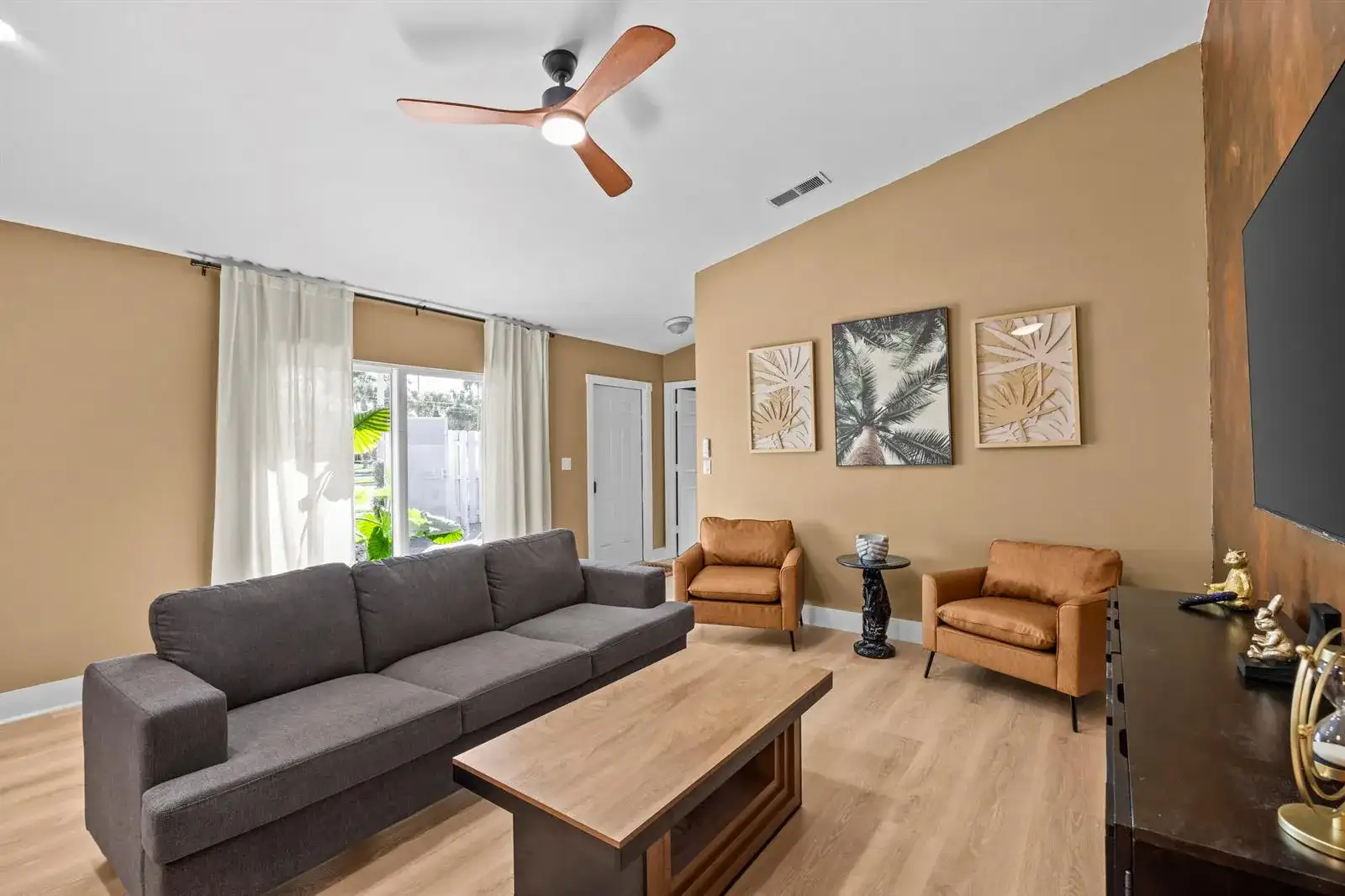 1368 Periwinkle Place, Wellington FL 33414 photo 4