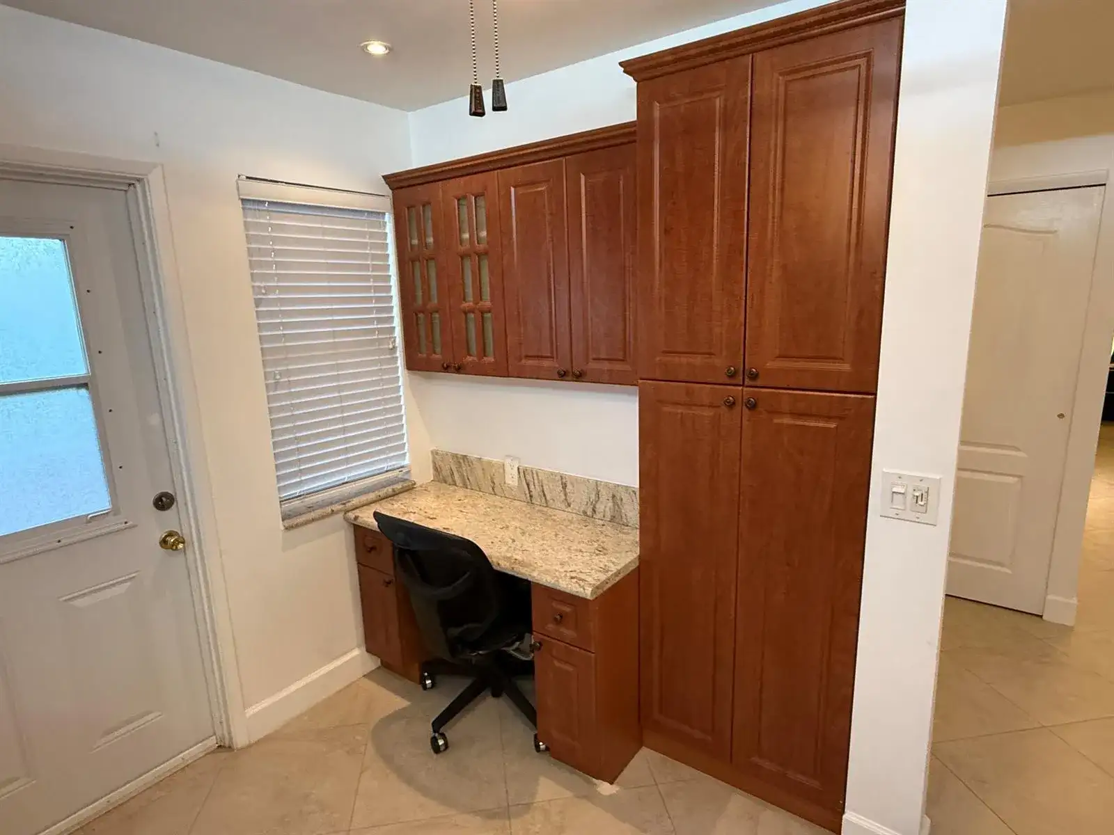 300 NE 14th Avenue # 411, Hallandale Beach FL 33009 photo 4