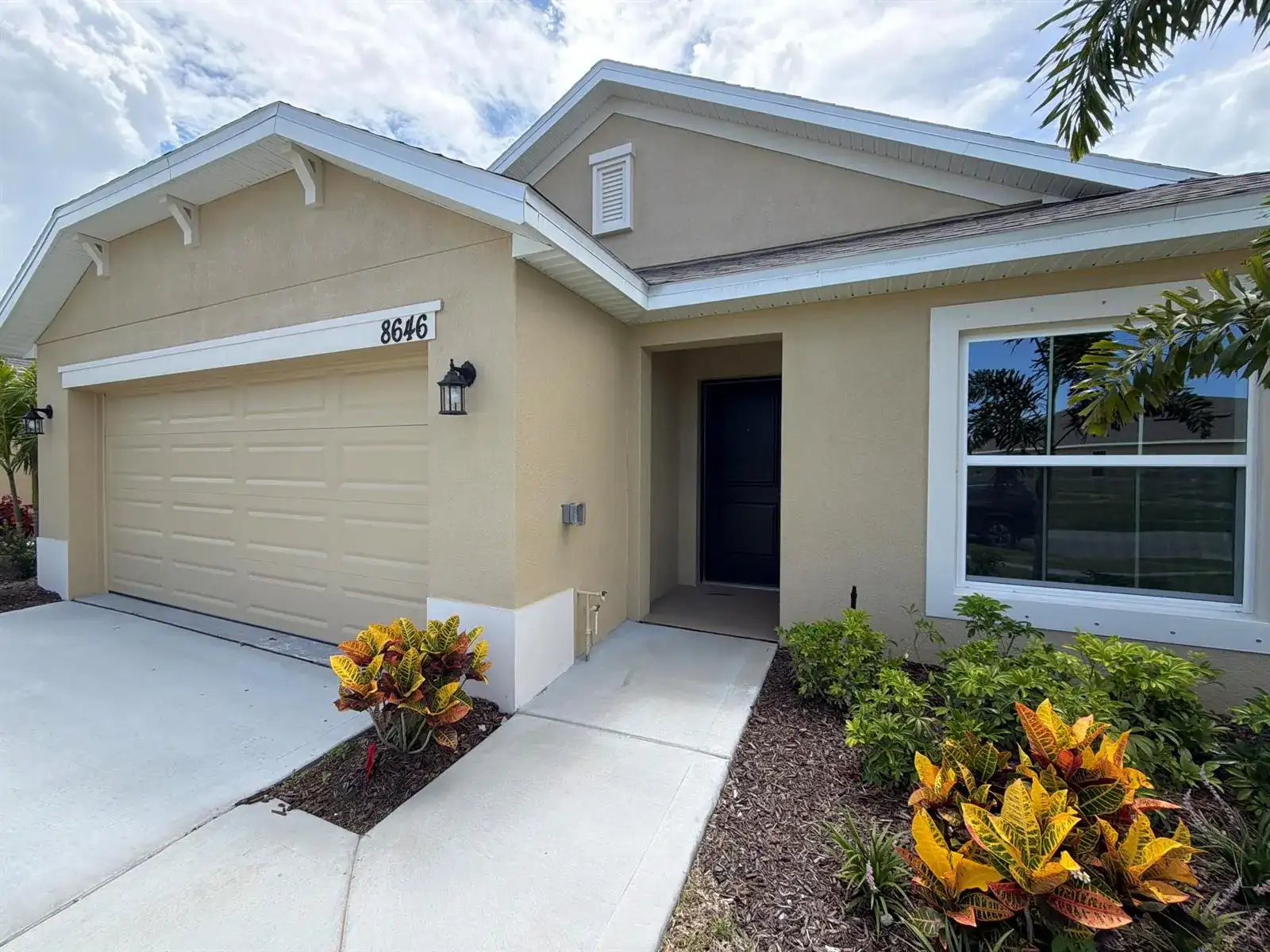 8646 Giovanni Avenue, Fort Pierce FL 34951 photo 2