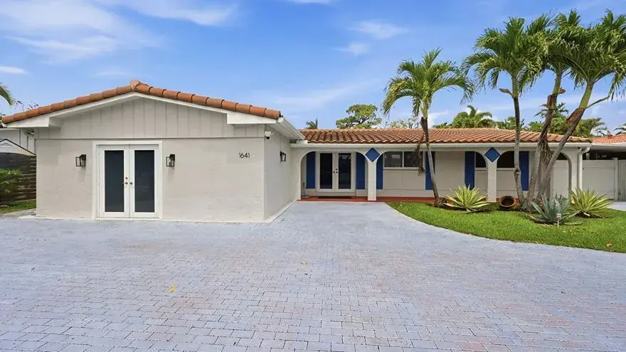 1641 NE 56th Court, Fort Lauderdale FL 33334