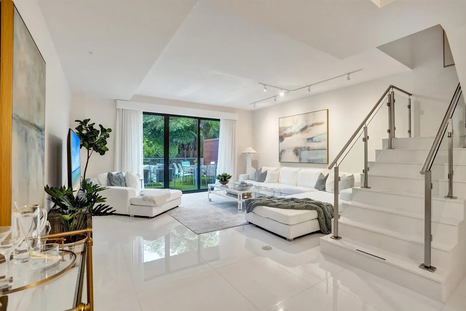 3030 N Ocean Boulevard # S104, Fort Lauderdale FL 33308