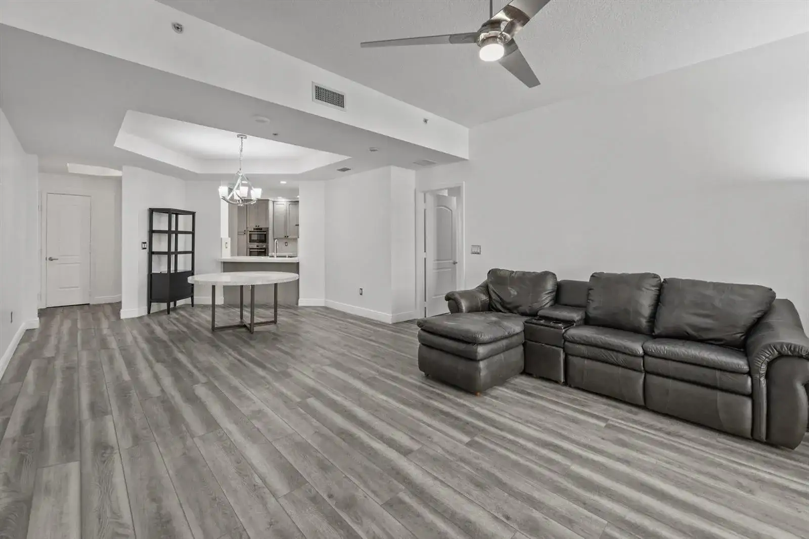 801 S Olive Avenue # 615, West Palm Beach FL 33401 photo 2