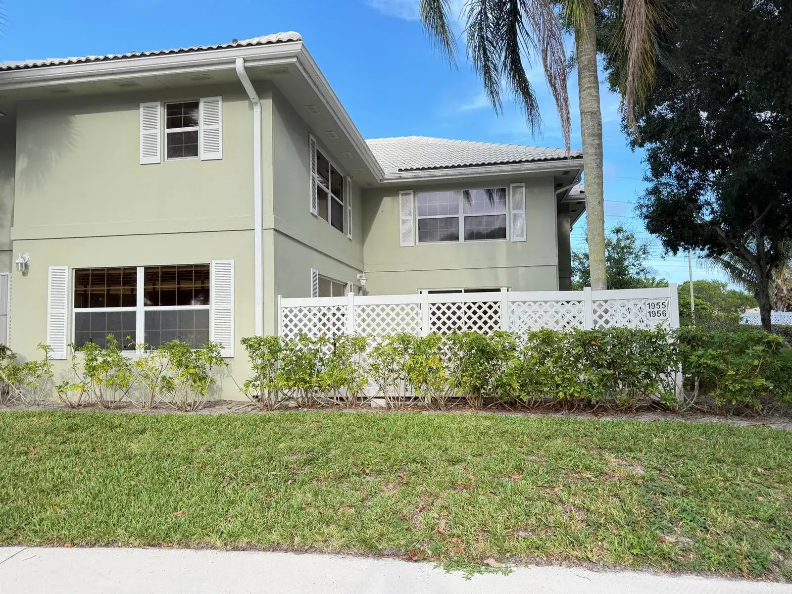 1956 Hartford Court, West Palm Beach FL 33409