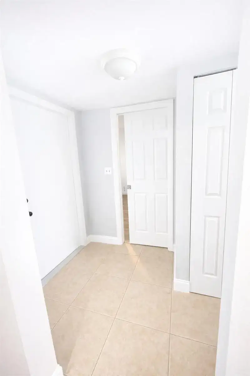 4052 N Pine Island Road # 1c, Sunrise FL 33351 photo 2