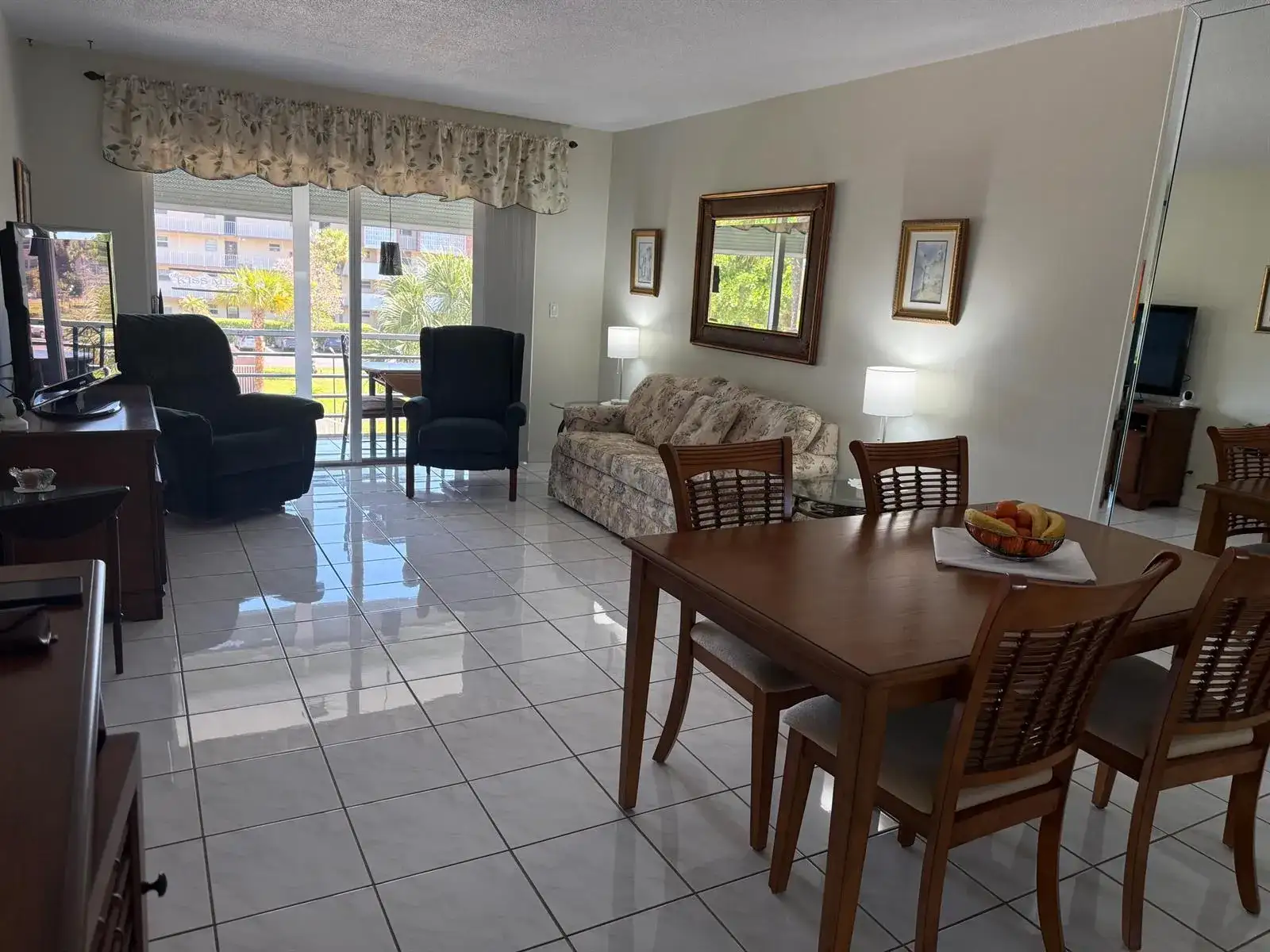 2861 NW 47th Terrace # 304b, Lauderdale Lakes FL 33313 photo 3