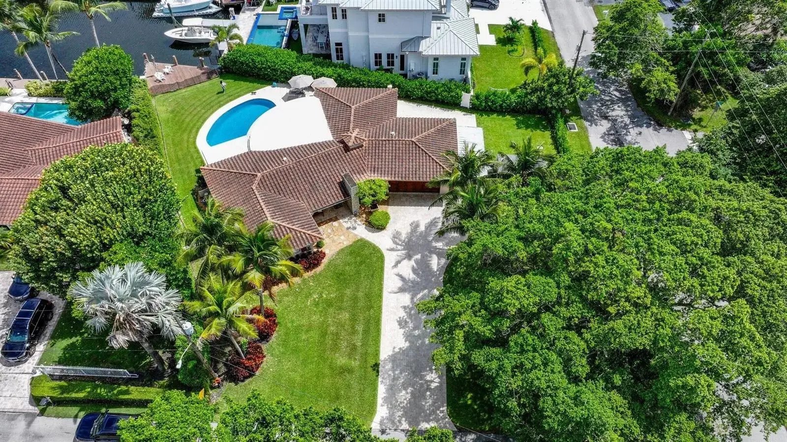 910 Banyan Drive, Delray Beach FL 33483 photo 5