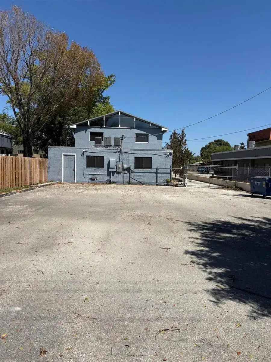 6190 NW 11th Street, Sunrise FL 33313 photo 2