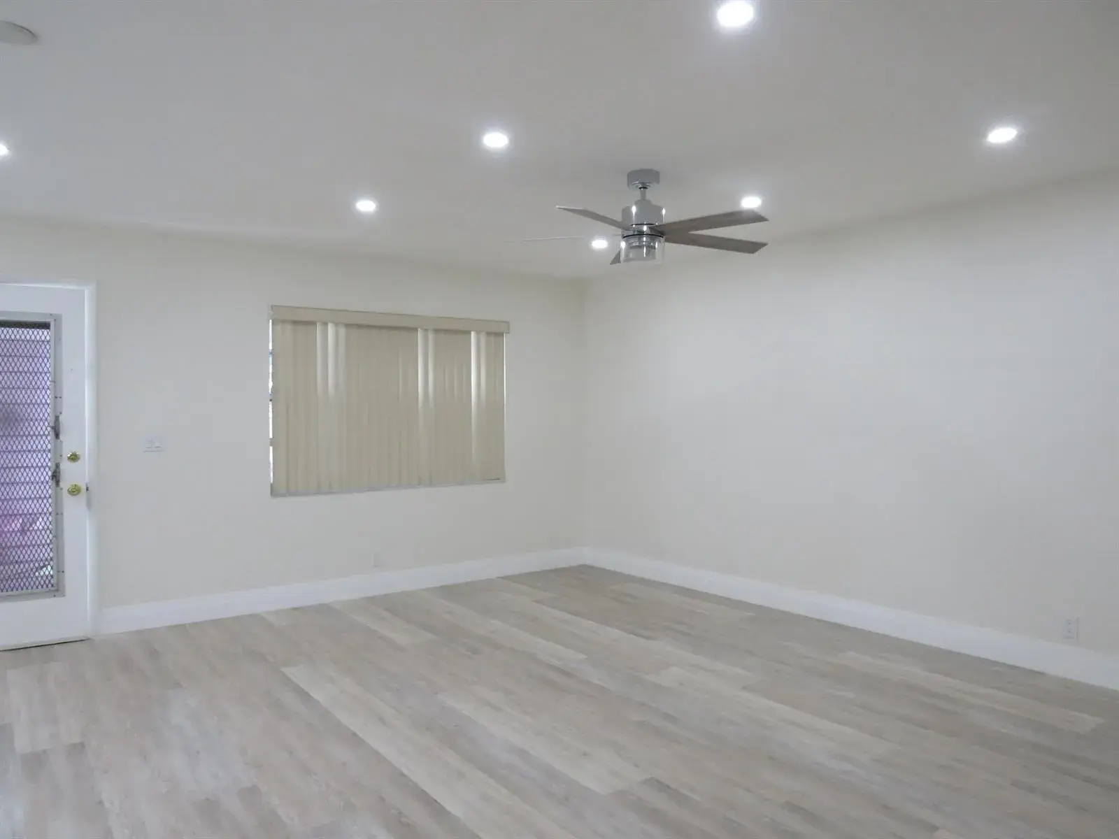 557 Burgundy L, Delray Beach FL 33484