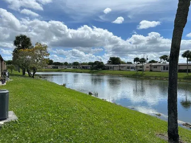 160 Lake Gloria Drive # 160, West Palm Beach FL 33411 photo 4