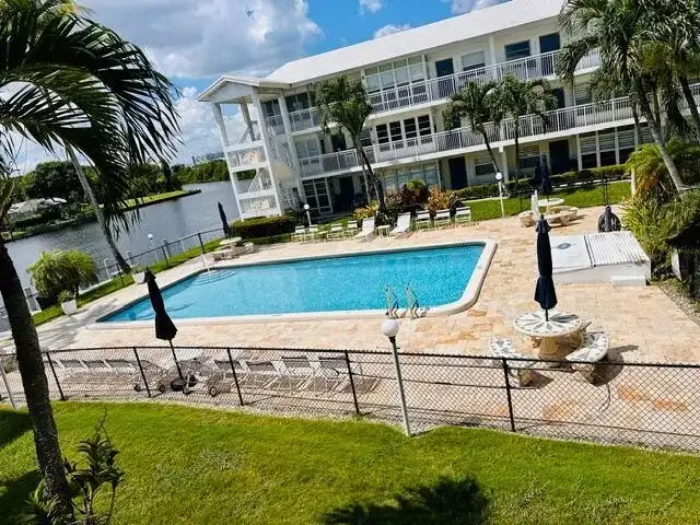 1150 NW 30th Court NW # 203, Wilton Manors FL 33311