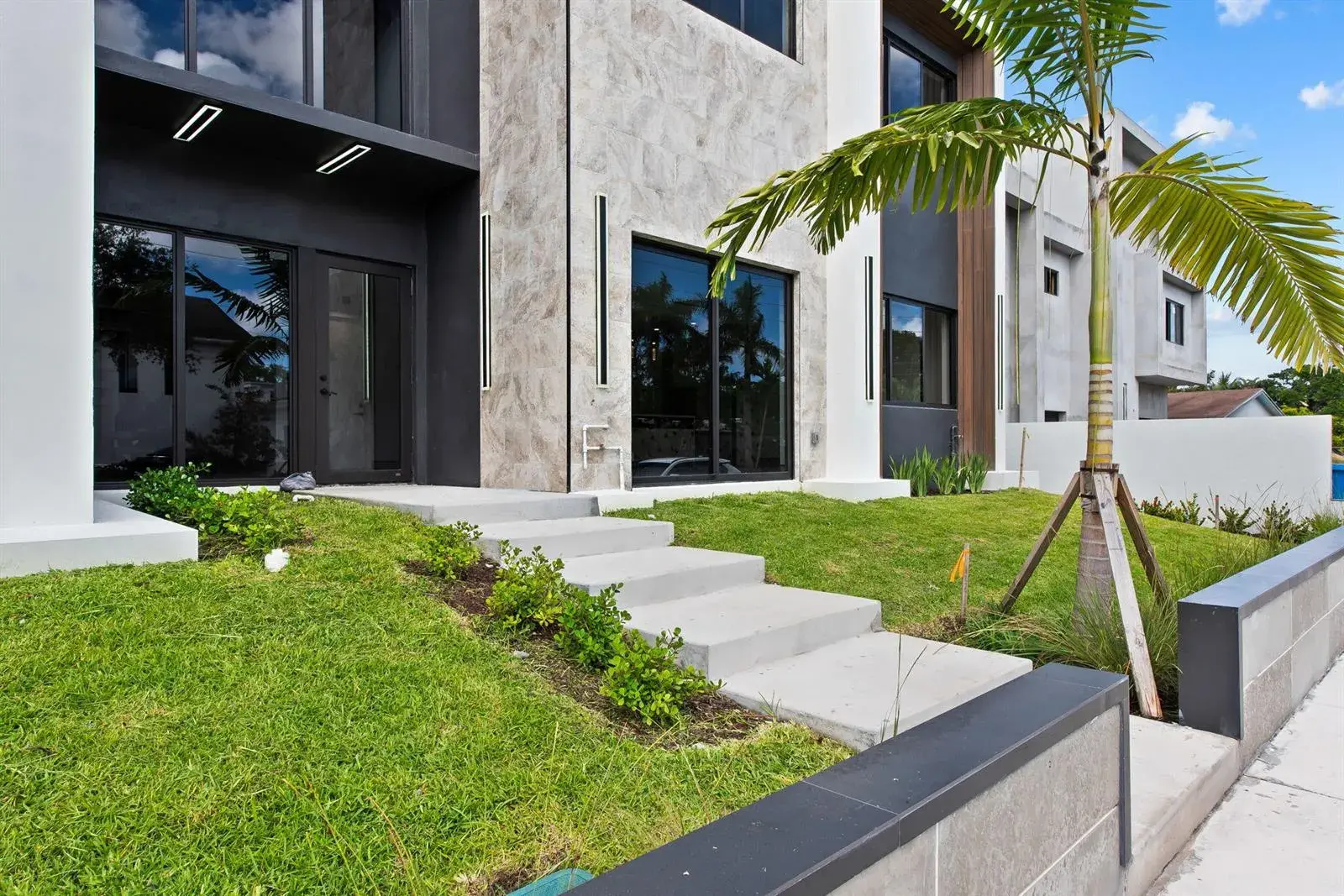 843 SW 14th Court # 843, Fort Lauderdale FL 33315