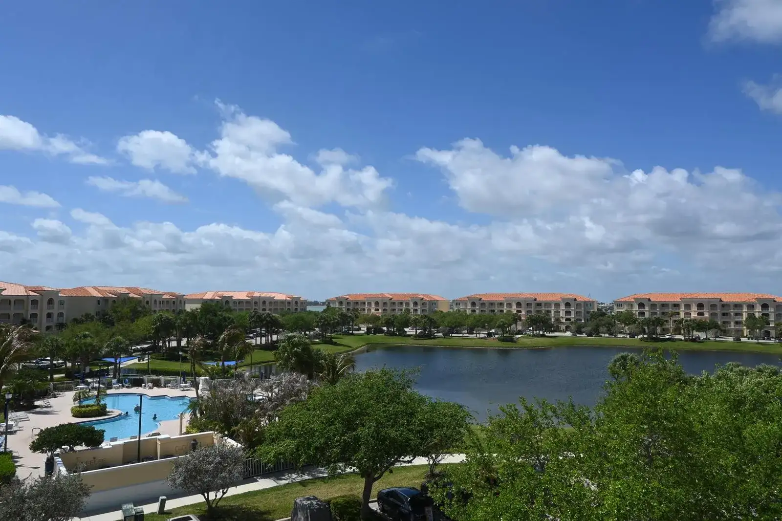14 Harbour Isle Drive W, Fort Pierce FL 34949 photo 2