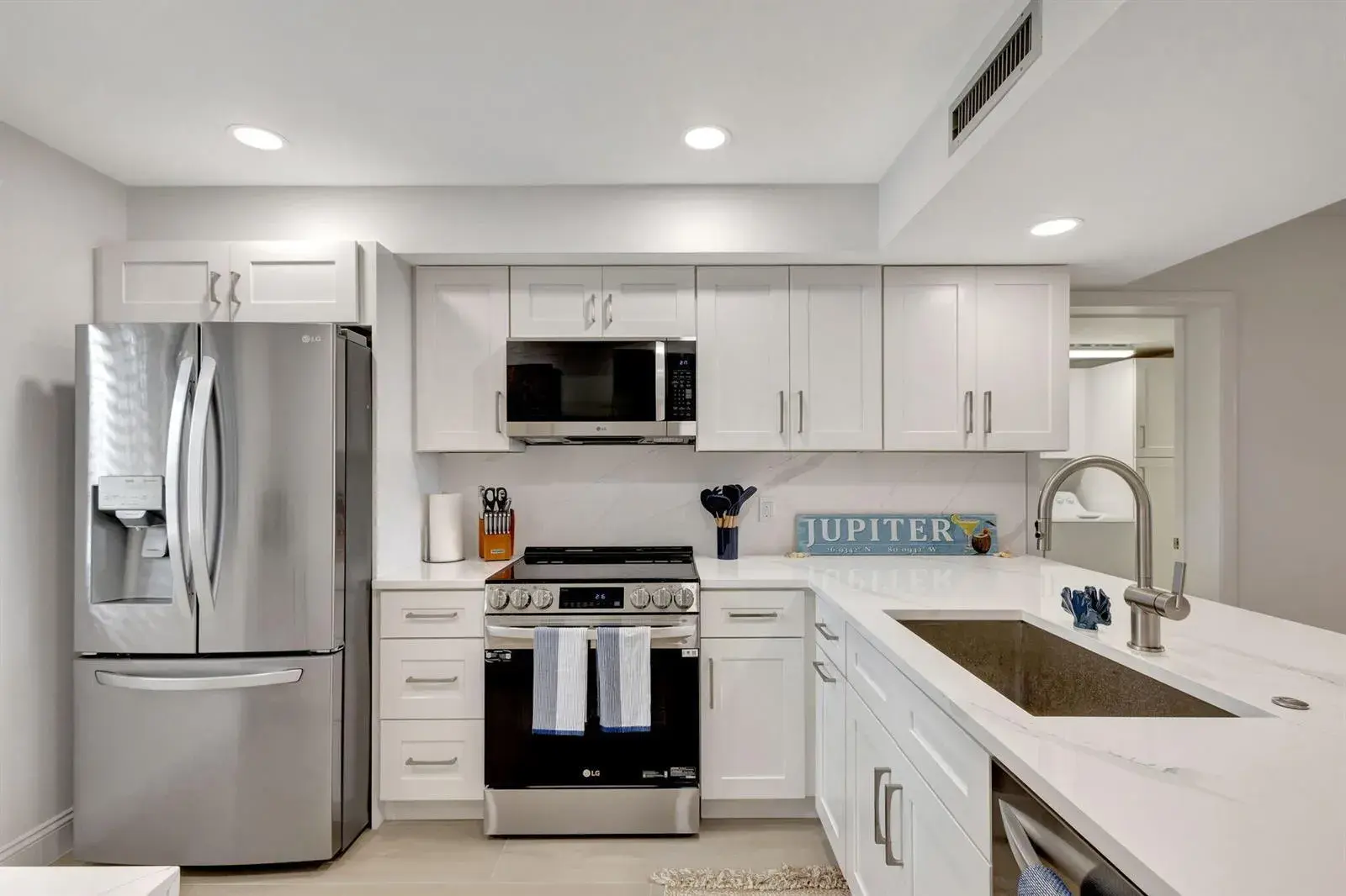 501 S Seas Drive # 202, Jupiter FL 33477