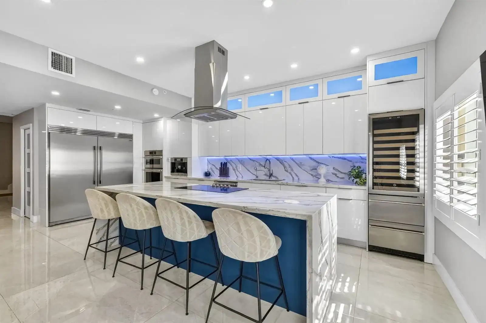 724 SW 1st Avenue, Pompano Beach FL 33060
