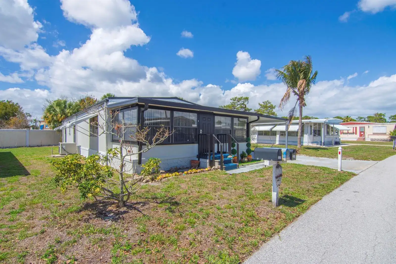 2520 SE Penny Lane, Stuart FL 34994 photo 3