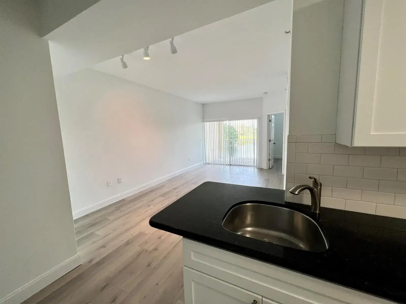 2040 Greenview Shores Boulevard # 214, Wellington FL 33414 photo 3