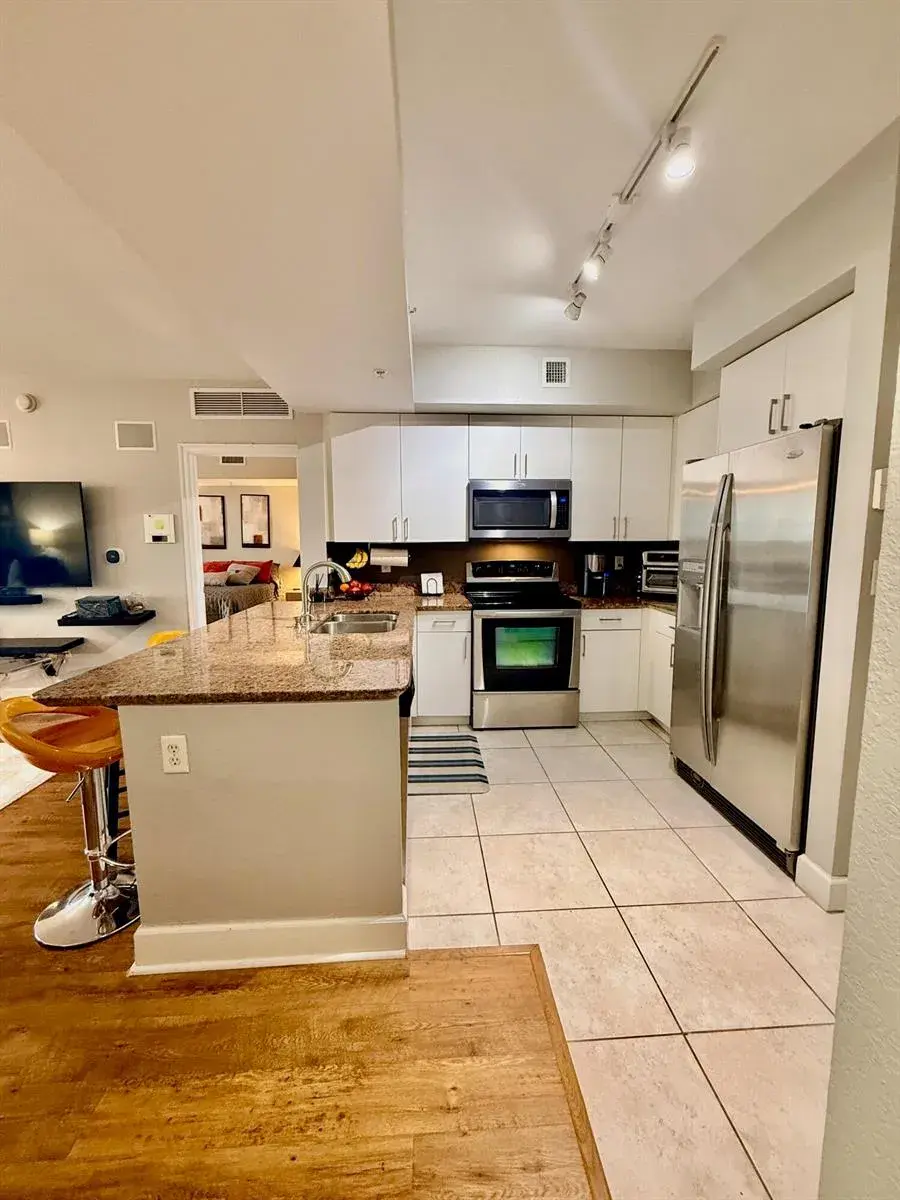 1830 Radius Drive # 507, Hollywood FL 33020