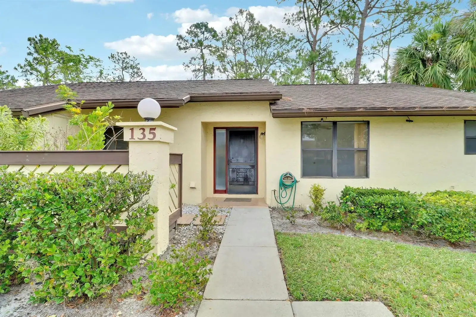 135 Manchineel Court, Royal Palm Beach FL 33411