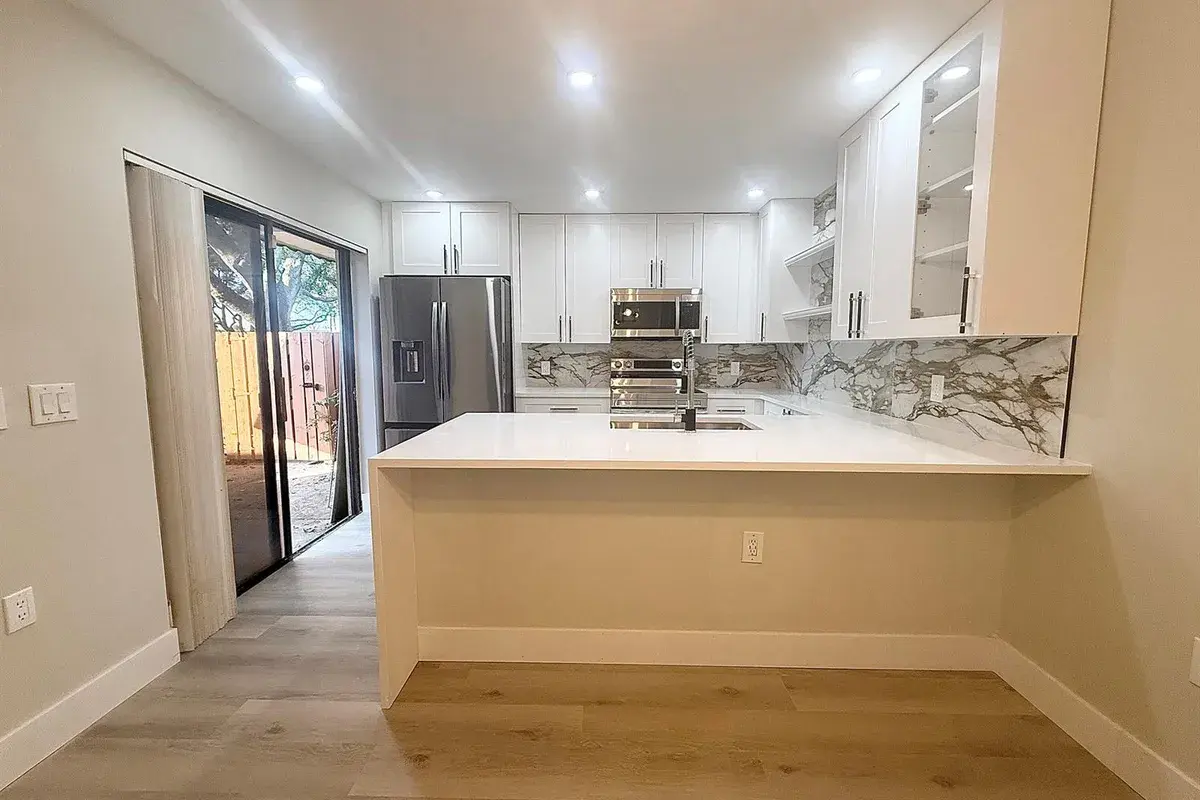 205 Charter Way, West Palm Beach FL 33407