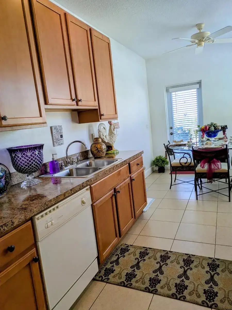 2157 SE Jamieson Drive, Port St. Lucie FL 34952 photo 5