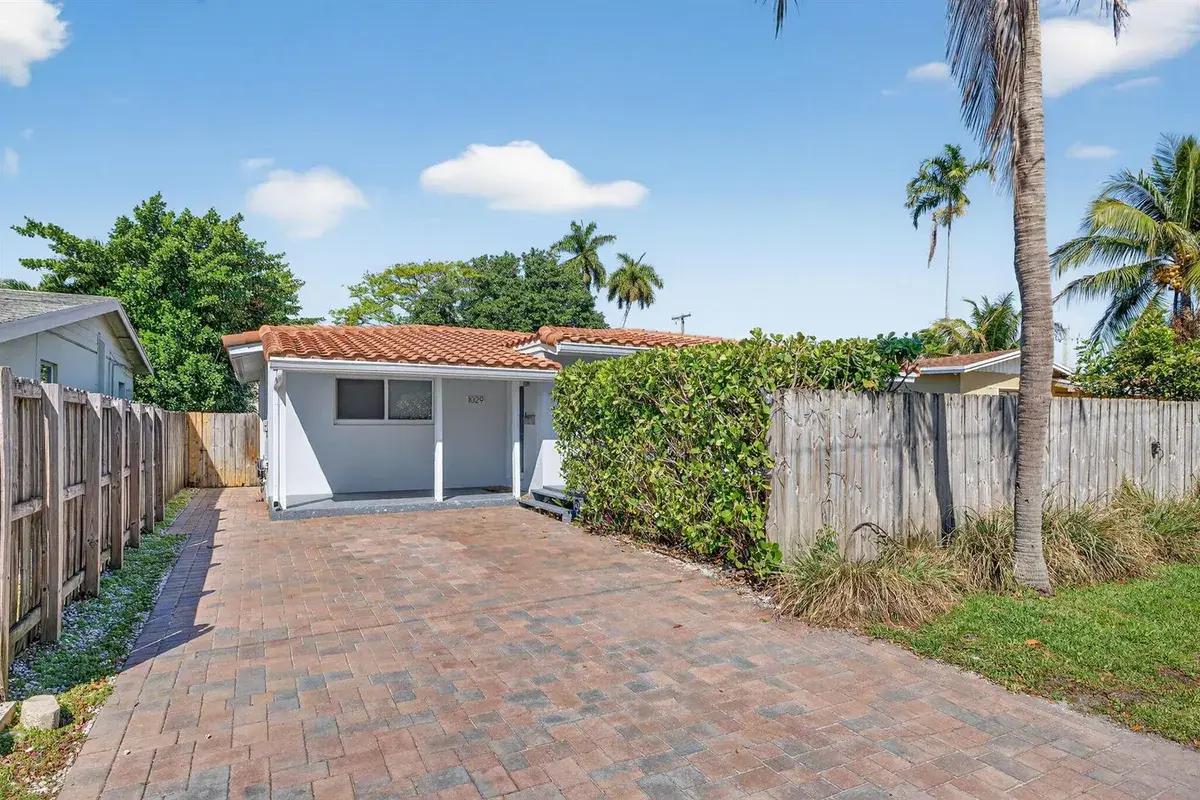 1029 NE 9th Avenue, Fort Lauderdale FL 33304
