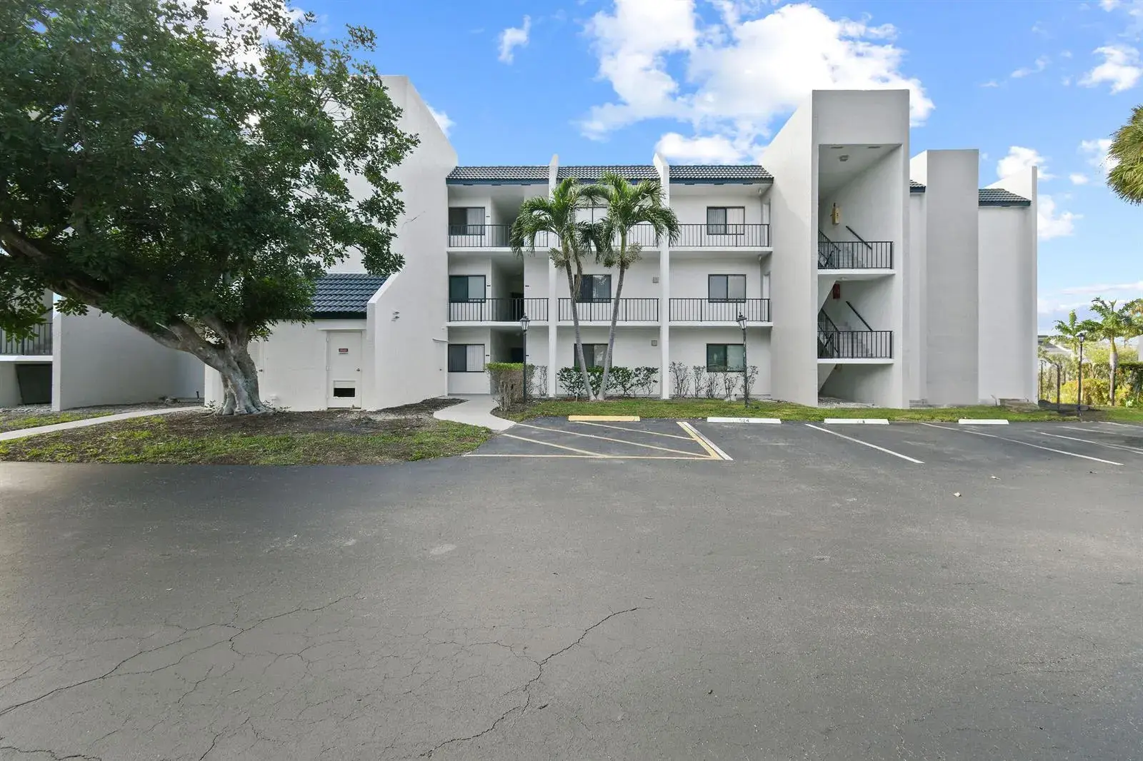 1605 S Us Highway 1, Jupiter FL 33477