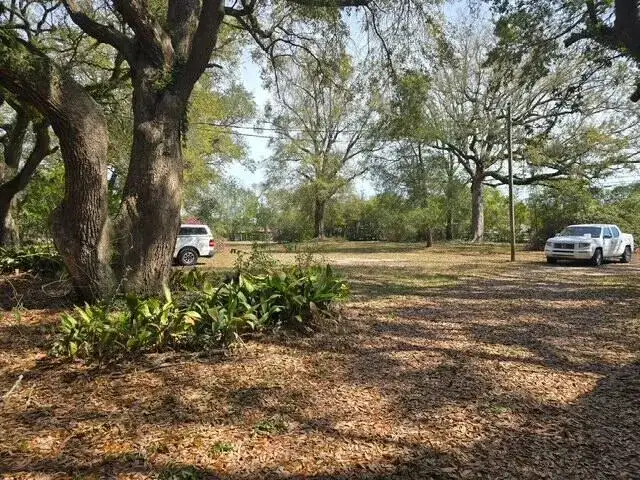 4643 Keyser Lane, FL 32571 photo 2