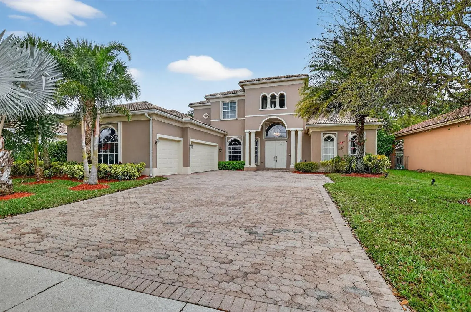 6039 Walnut Hill Drive, Lake Worth FL 33467 photo 2