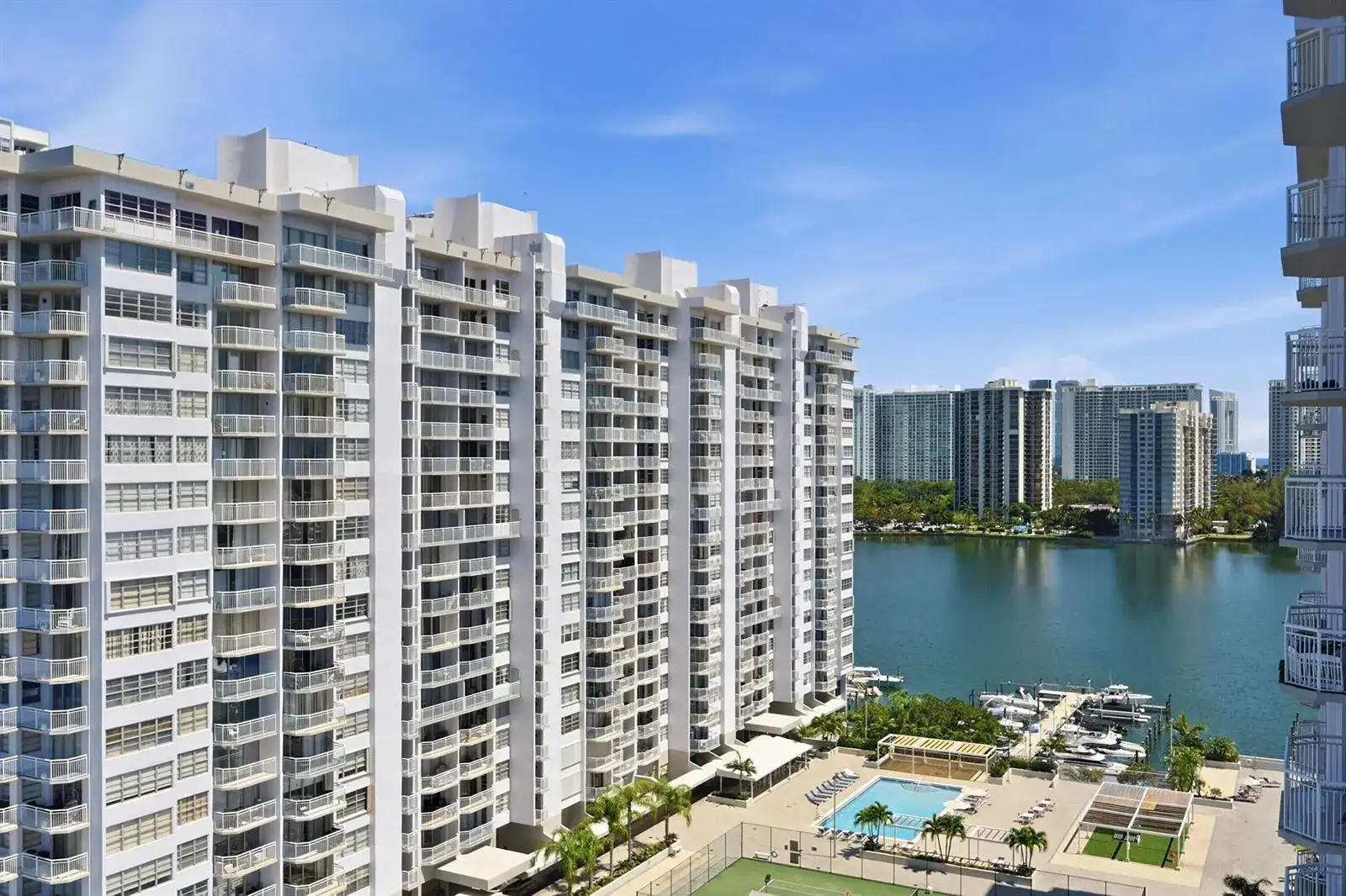 18011 Biscayne Boulevard # 1502, Aventura FL 33160