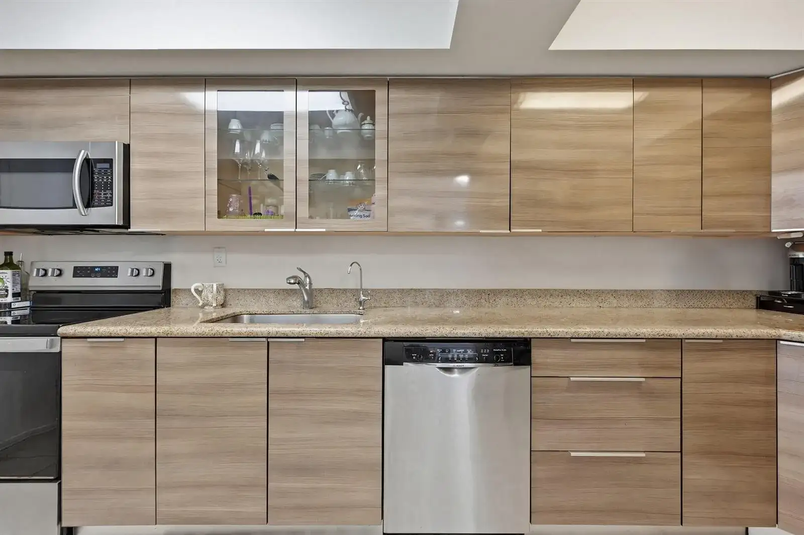 18011 Biscayne Boulevard # 1502, Aventura FL 33160 photo 3