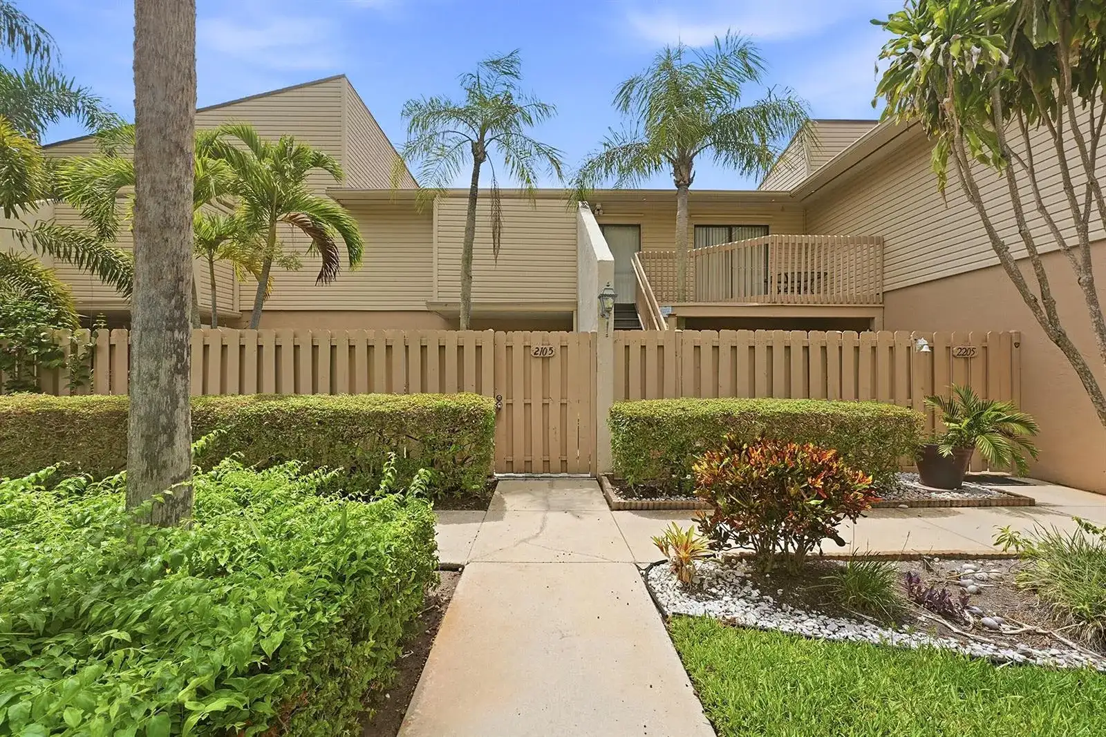 602 Executive Center Drive Unit 105, West Palm Beach FL 33401 photo 2
