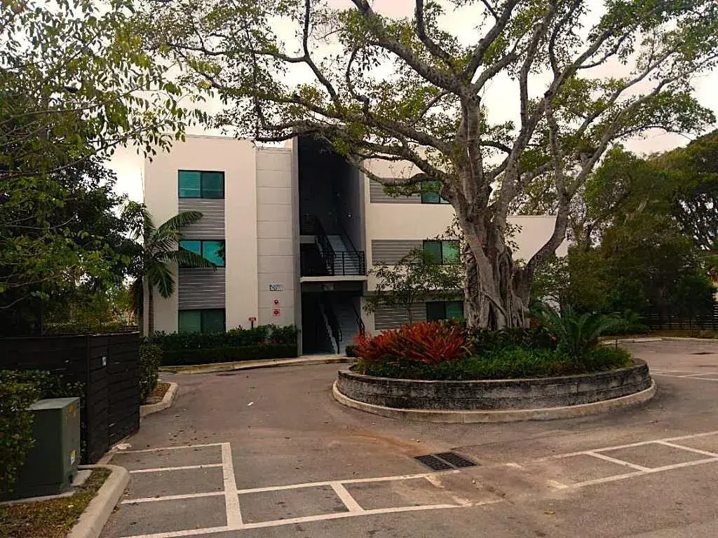 3050 NW 68th Street Unit 1101, Fort Lauderdale FL 33309