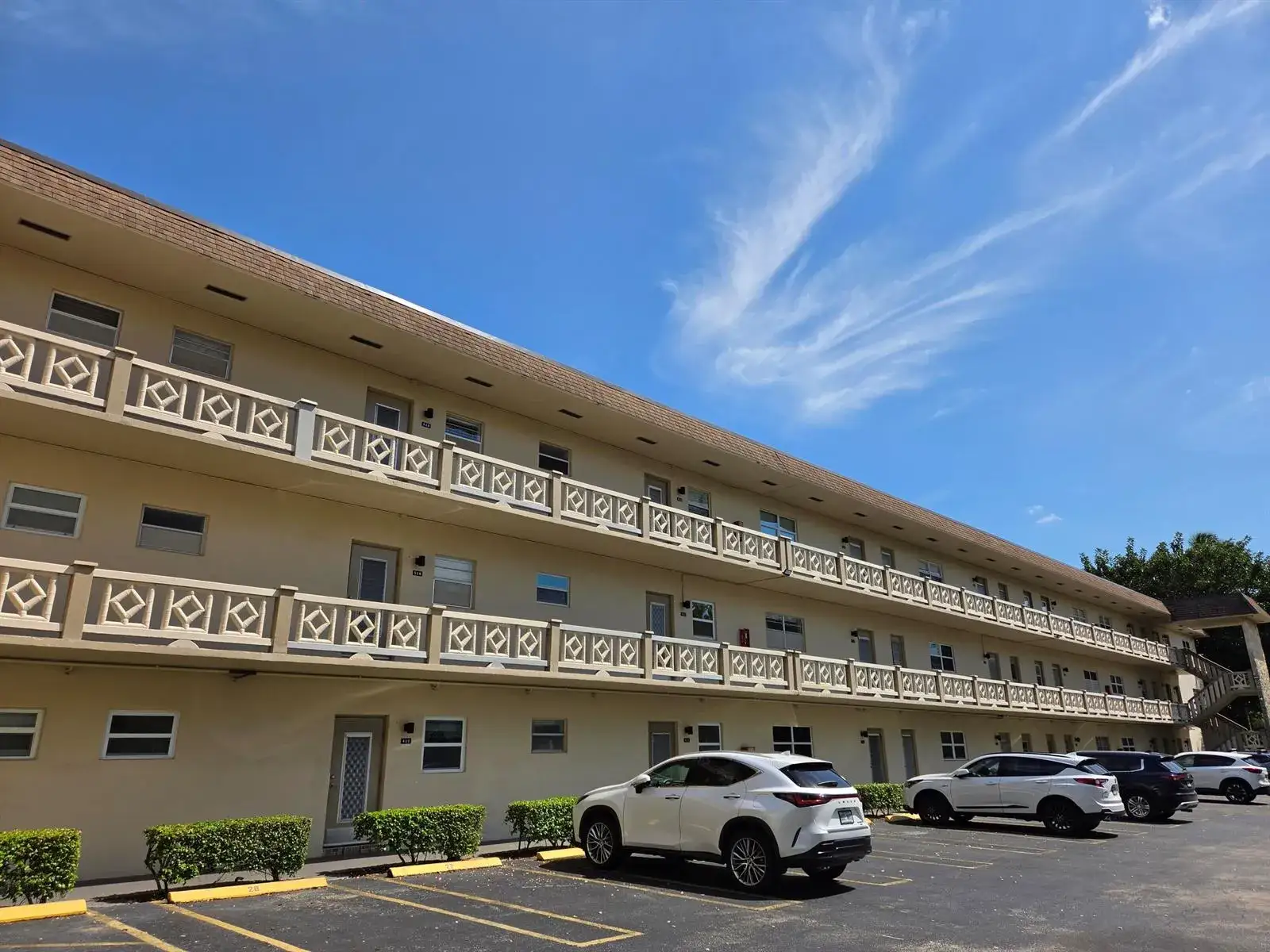 3400 NW 48th Avenue # 512, Lauderdale Lakes FL 33319