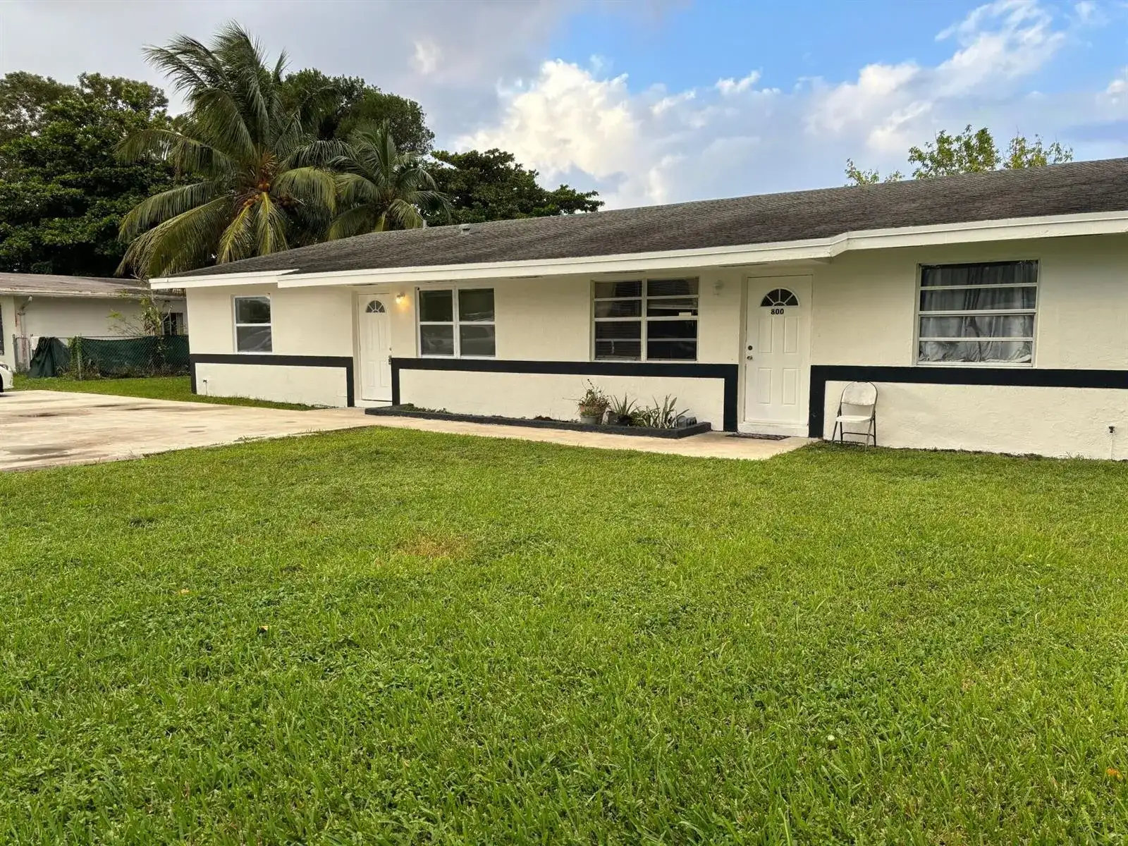 800 SW 7th Street, Hallandale Beach FL 33009 photo 3