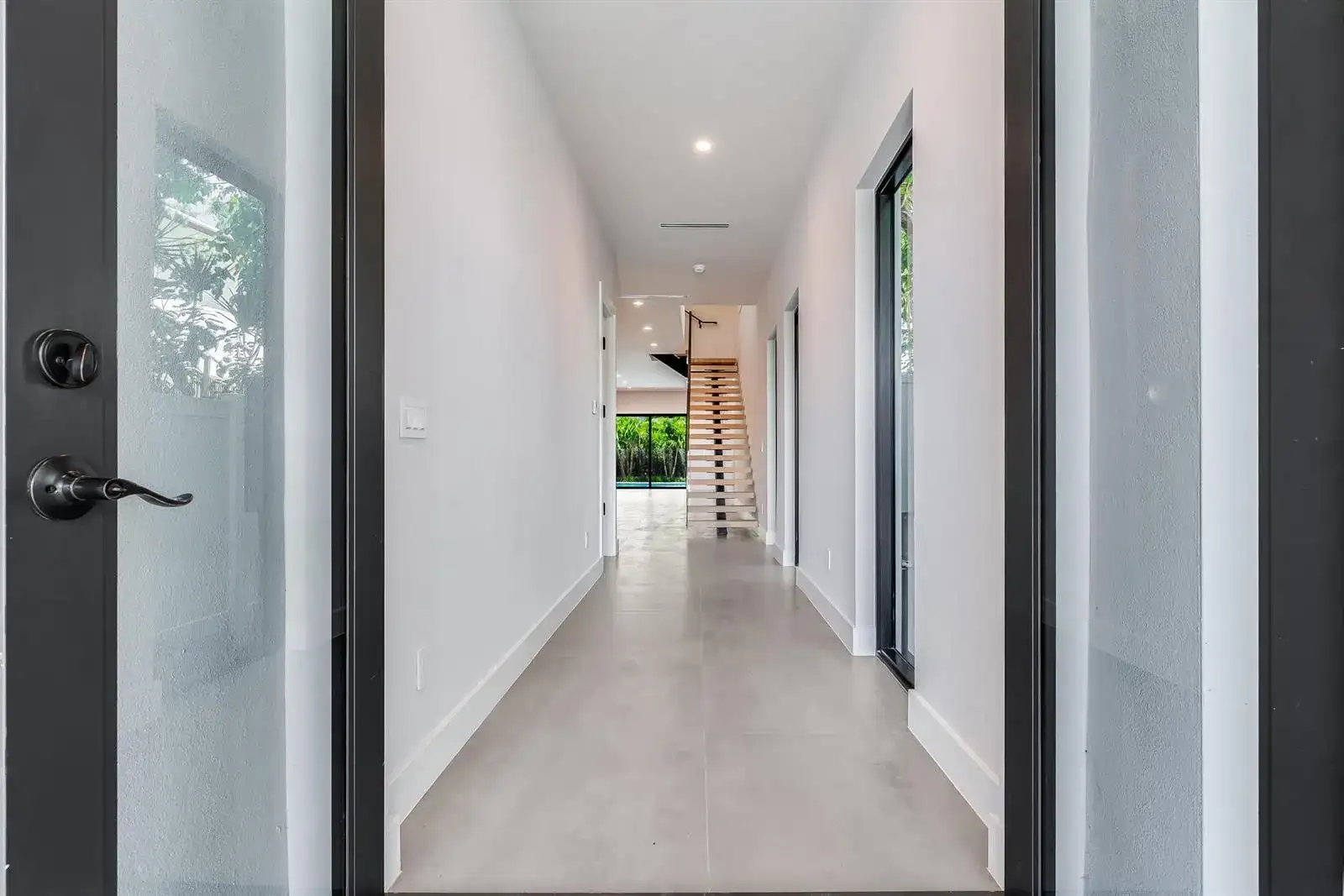 919 NE 17th Terrace # A, Fort Lauderdale FL 33304 photo 2