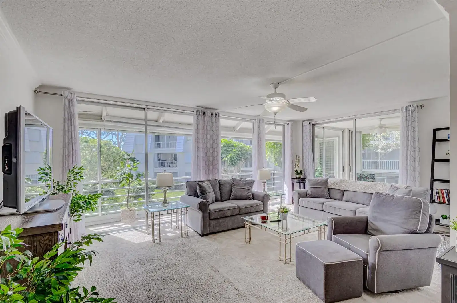 1201 Sugar Sands Boulevard APT 7, West Palm Beach FL 33404 photo 2