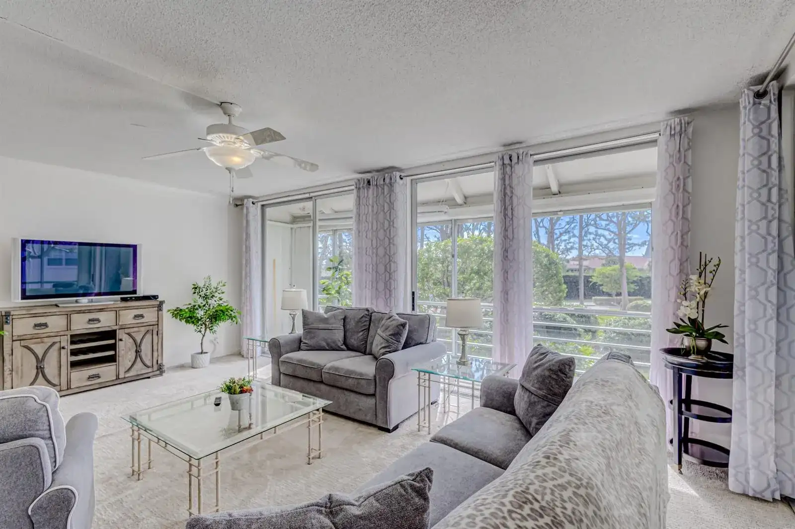 1201 Sugar Sands Boulevard APT 7, West Palm Beach FL 33404 photo 3