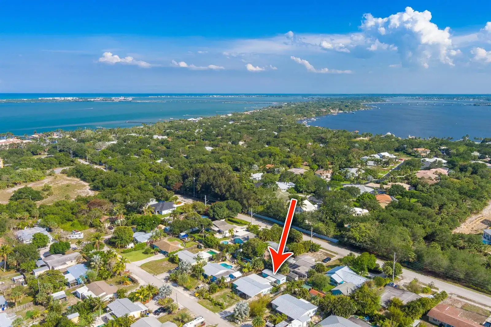 2574 NE Roberta Street, Jensen Beach FL 34957 photo 4
