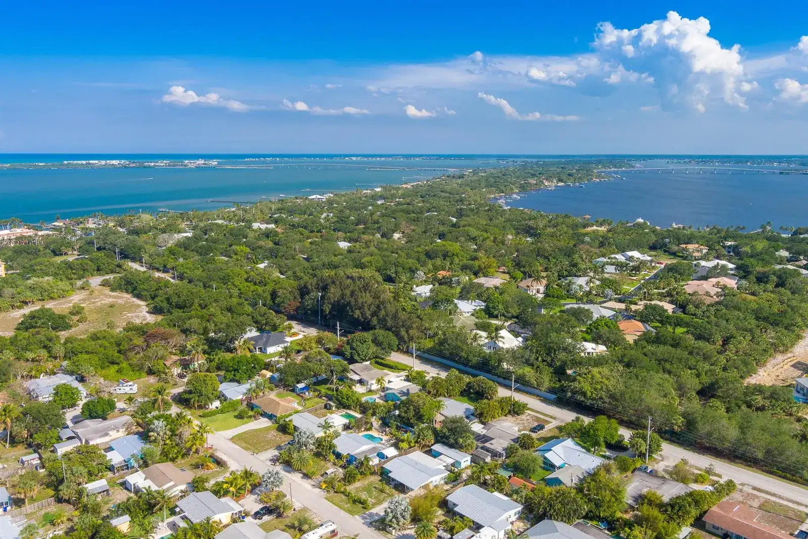 2574 NE Roberta Street, Jensen Beach FL 34957 photo 5