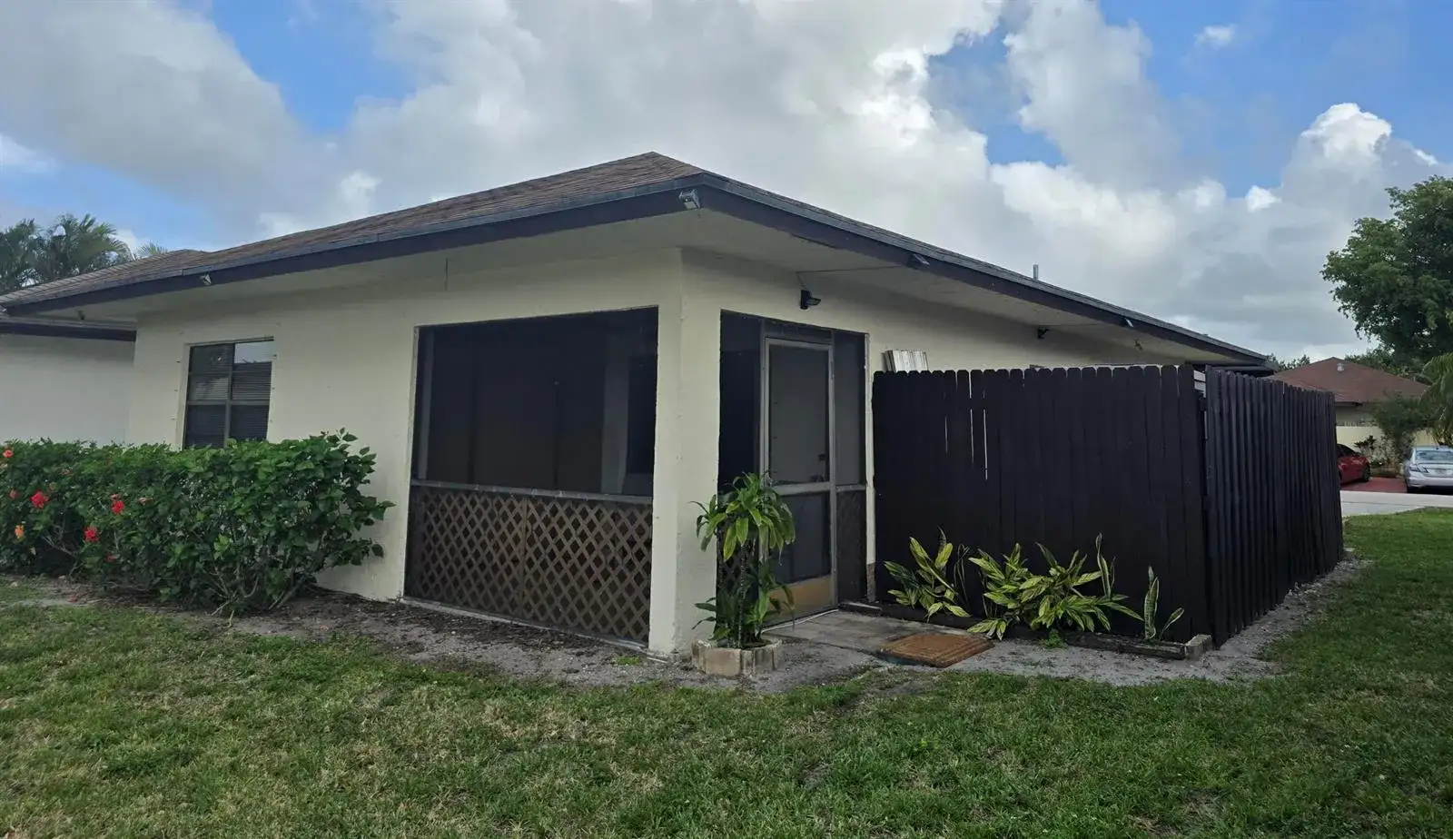 5255 Mendoza Street, West Palm Beach FL 33415 photo 4