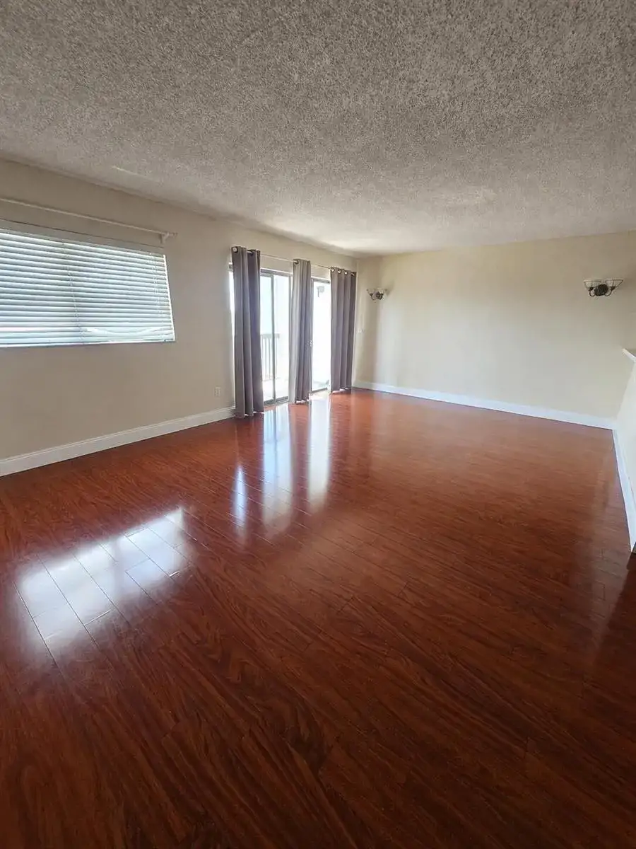 701 NW 19th Street # 408, Fort Lauderdale FL 33311 photo 2