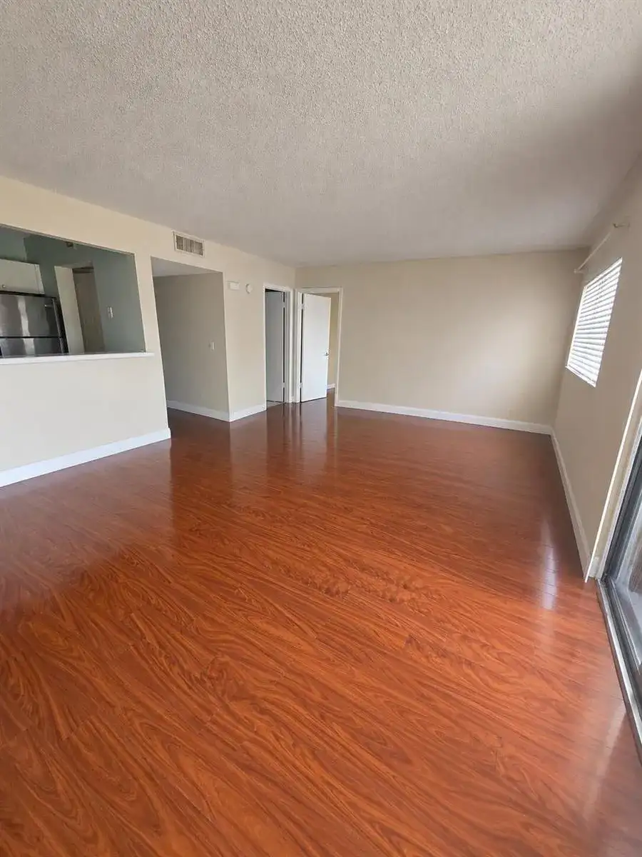 701 NW 19th Street # 408, Fort Lauderdale FL 33311 photo 4