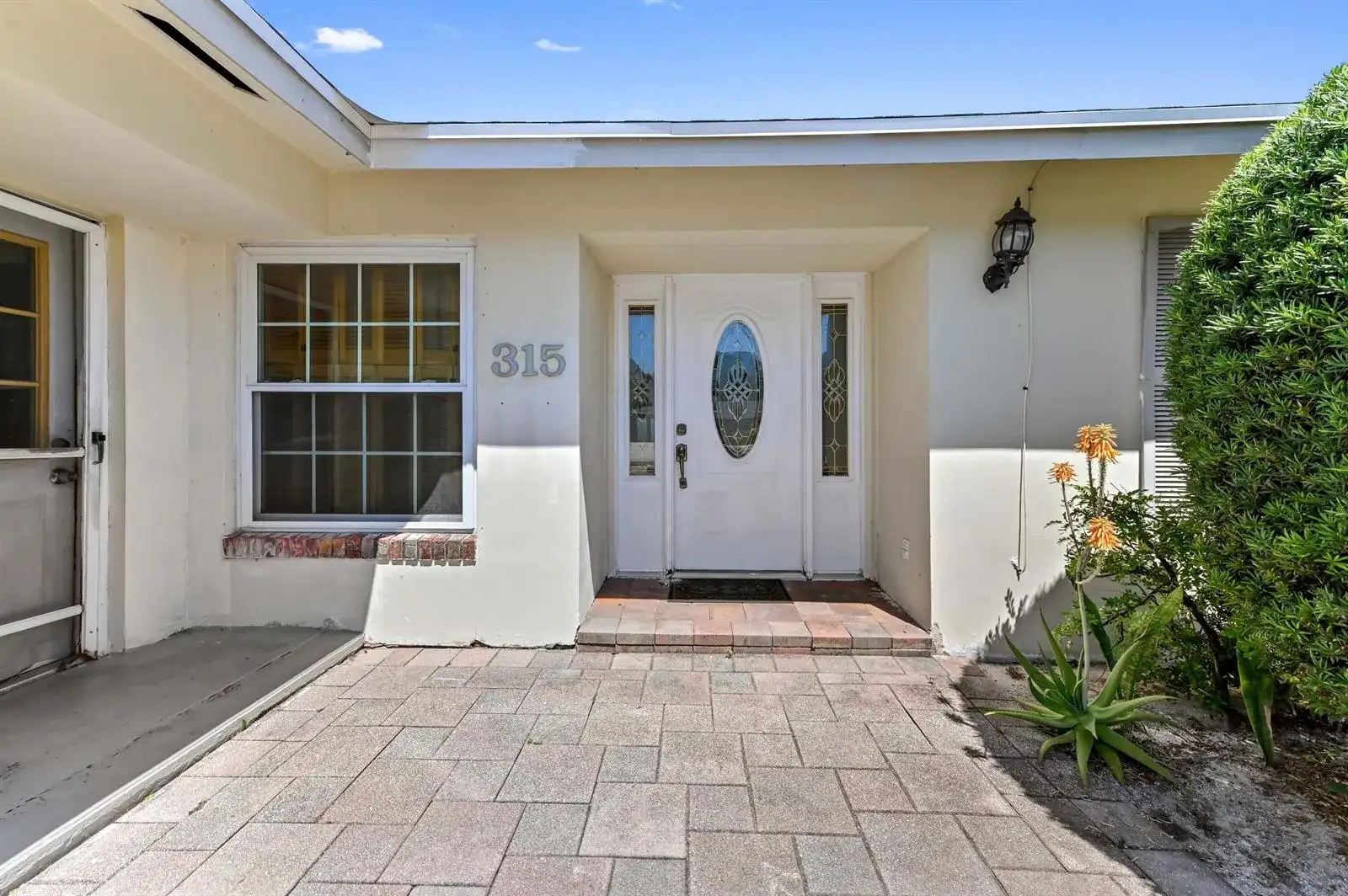 315 SW 12th Avenue, Boynton Beach FL 33435 photo 2