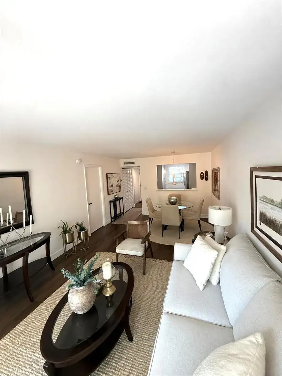 3170 Holiday Springs Boulevard # 304, Margate FL 33063 photo 5