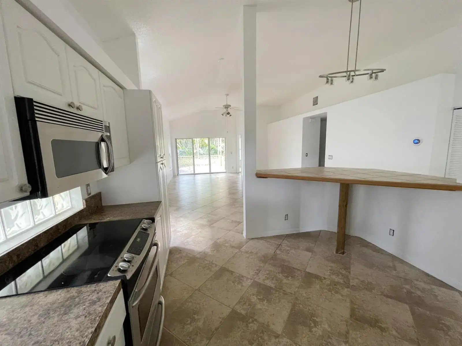 5338 Edenwood Lane, Riviera Beach FL 33418 photo 4