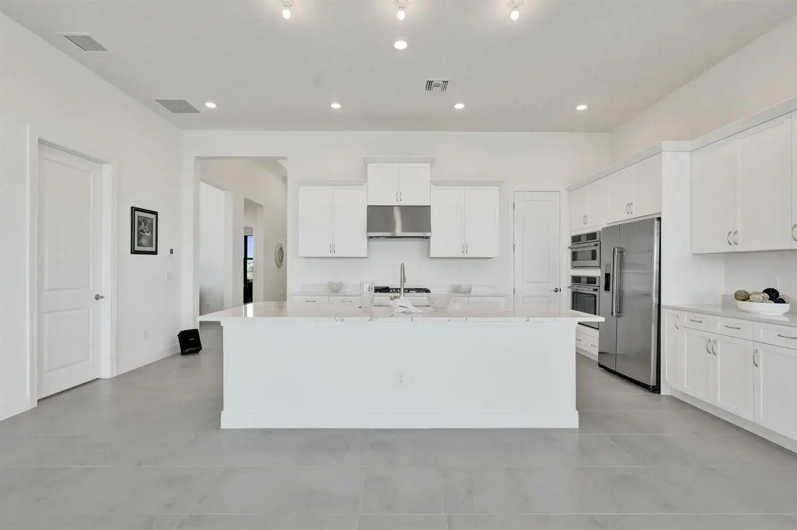 5183 Rivo Alto Circle, Westlake FL 33470 photo 3