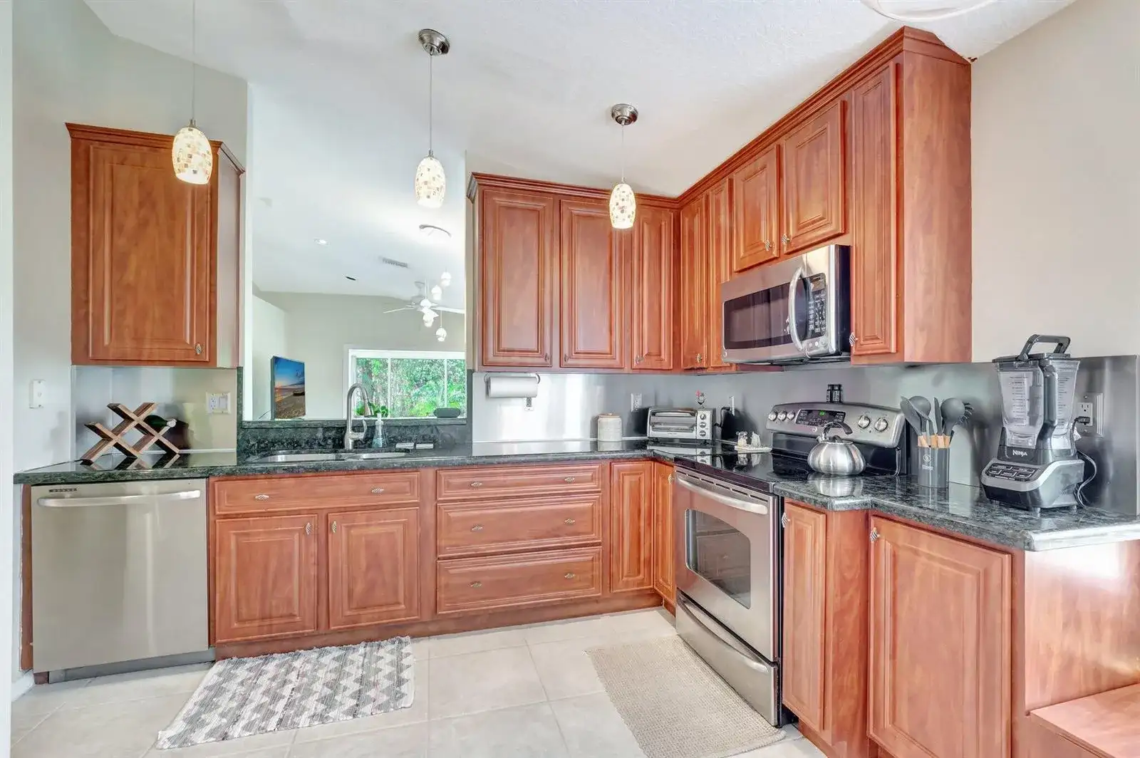 14211 W La Sedona Circle, Delray Beach FL 33484 photo 2