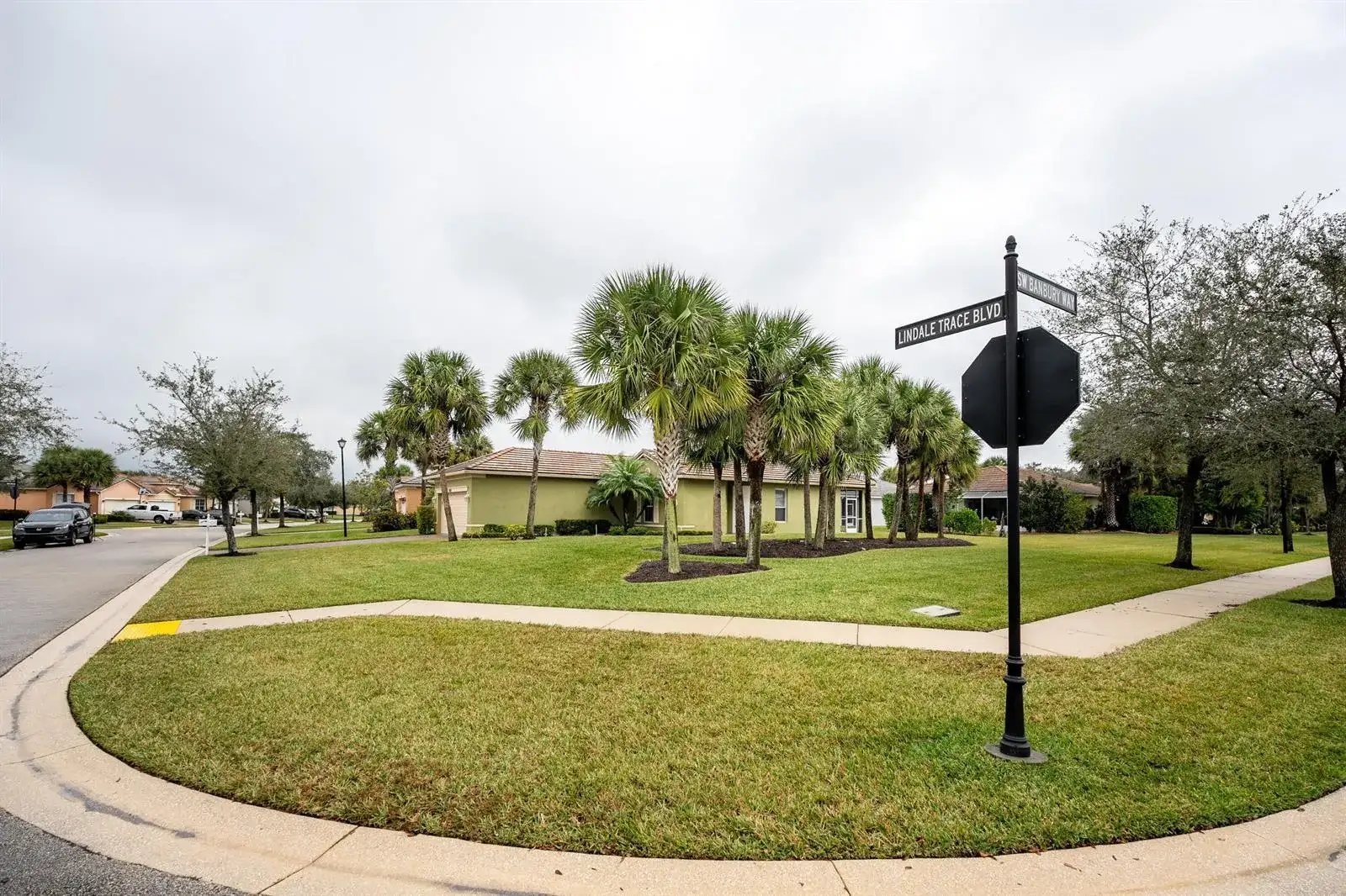9692 SW Lindale Trace Boulevard, Port St. Lucie FL 34987 photo 3